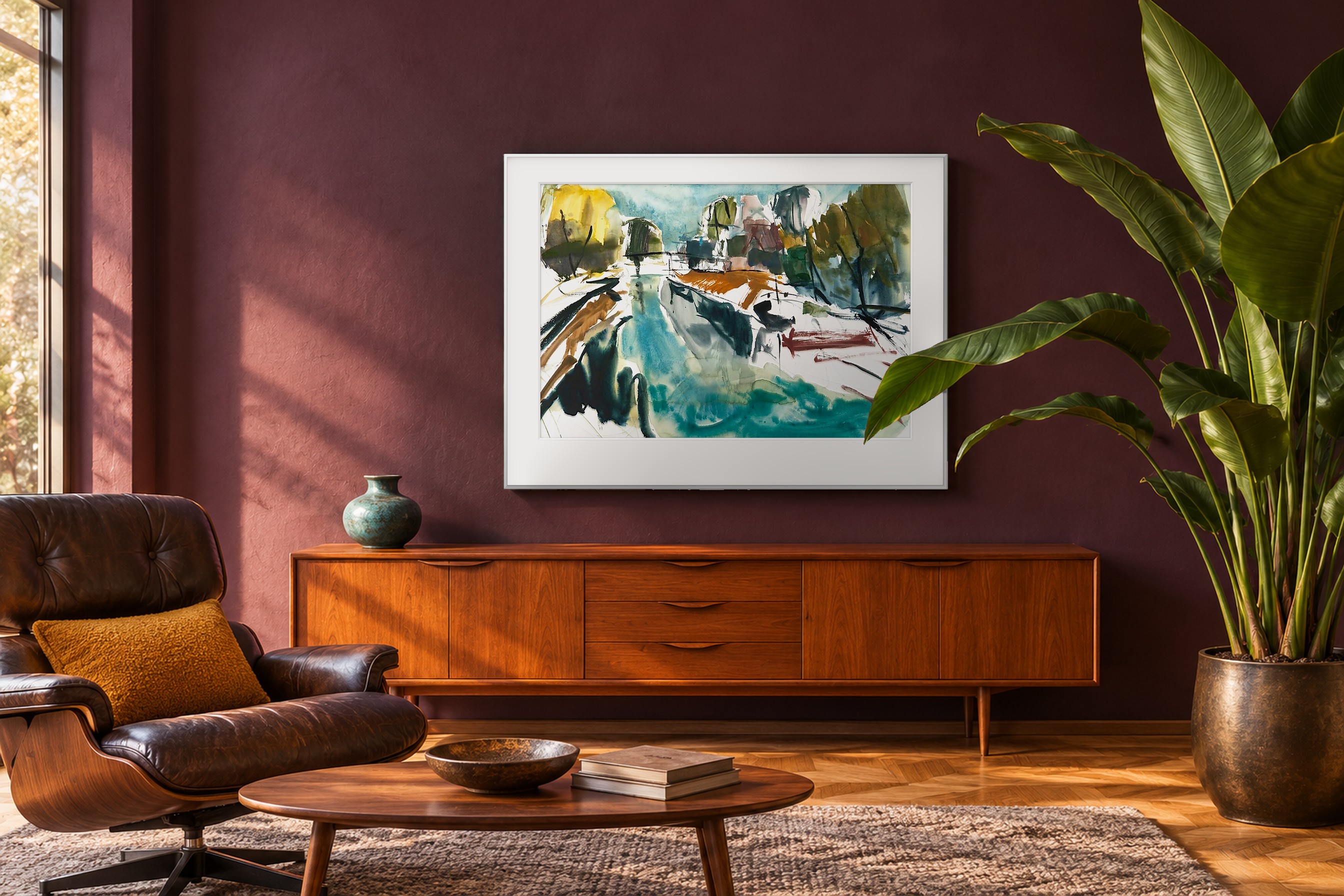 Impressie: # 2093 van Johan Meeske in een karaktervolle woonkamer met diepe houtskooltinten, warm teak en gouden middaglicht.
